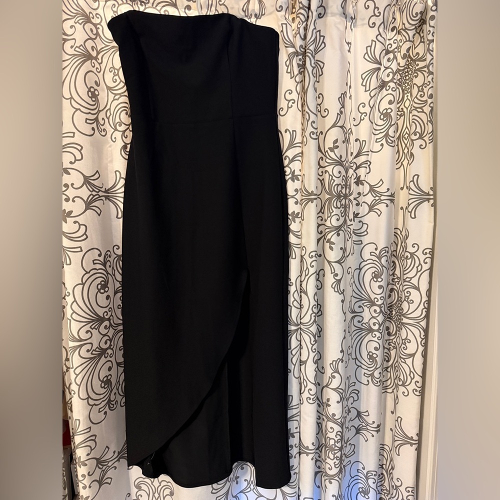 Abercrombie & Fitch Black Strapless dress with Big Slit in front